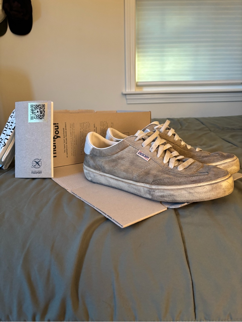 Golden Goose Soul-Star Distressed Leather-Trimmed Suede Sneakers (Beige) - Picture 3 of 3